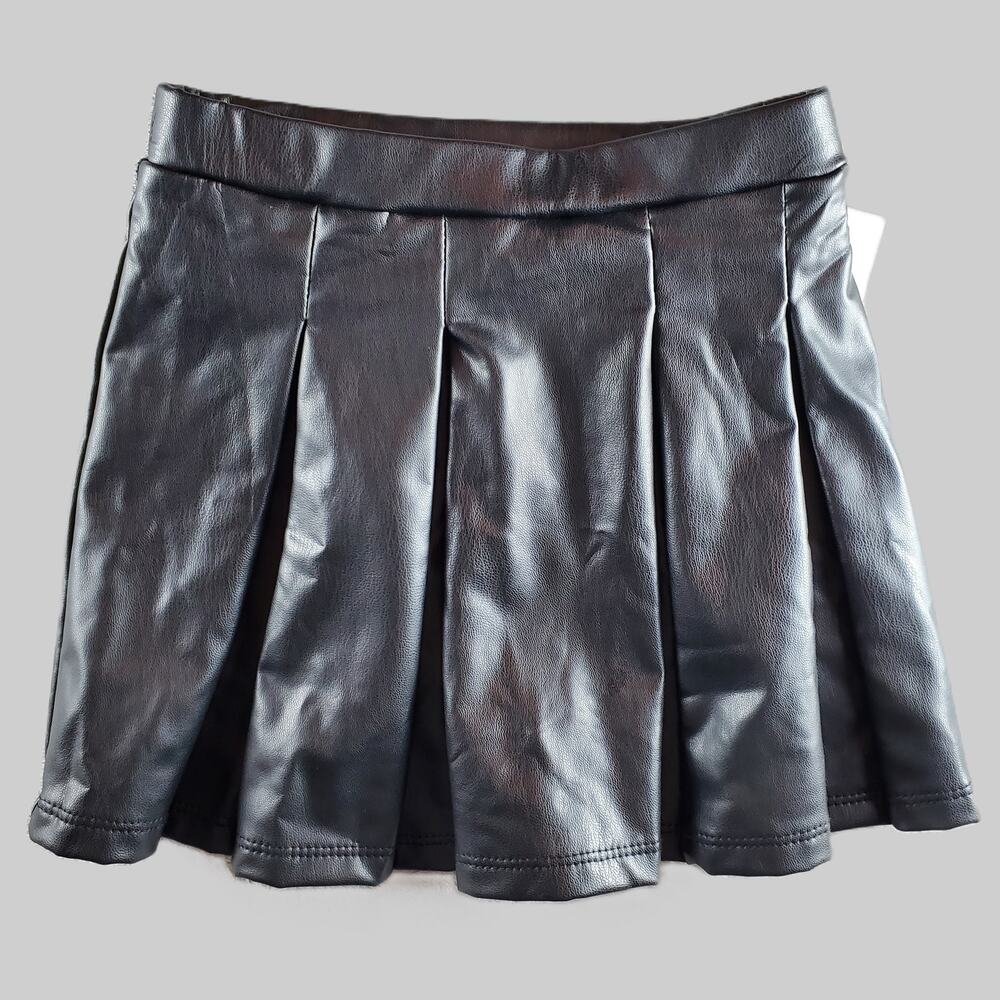 Jumping Beans Girls 3T Black‎ Faux Leather Pleated Scooter Skirt New GJ42G403KS2